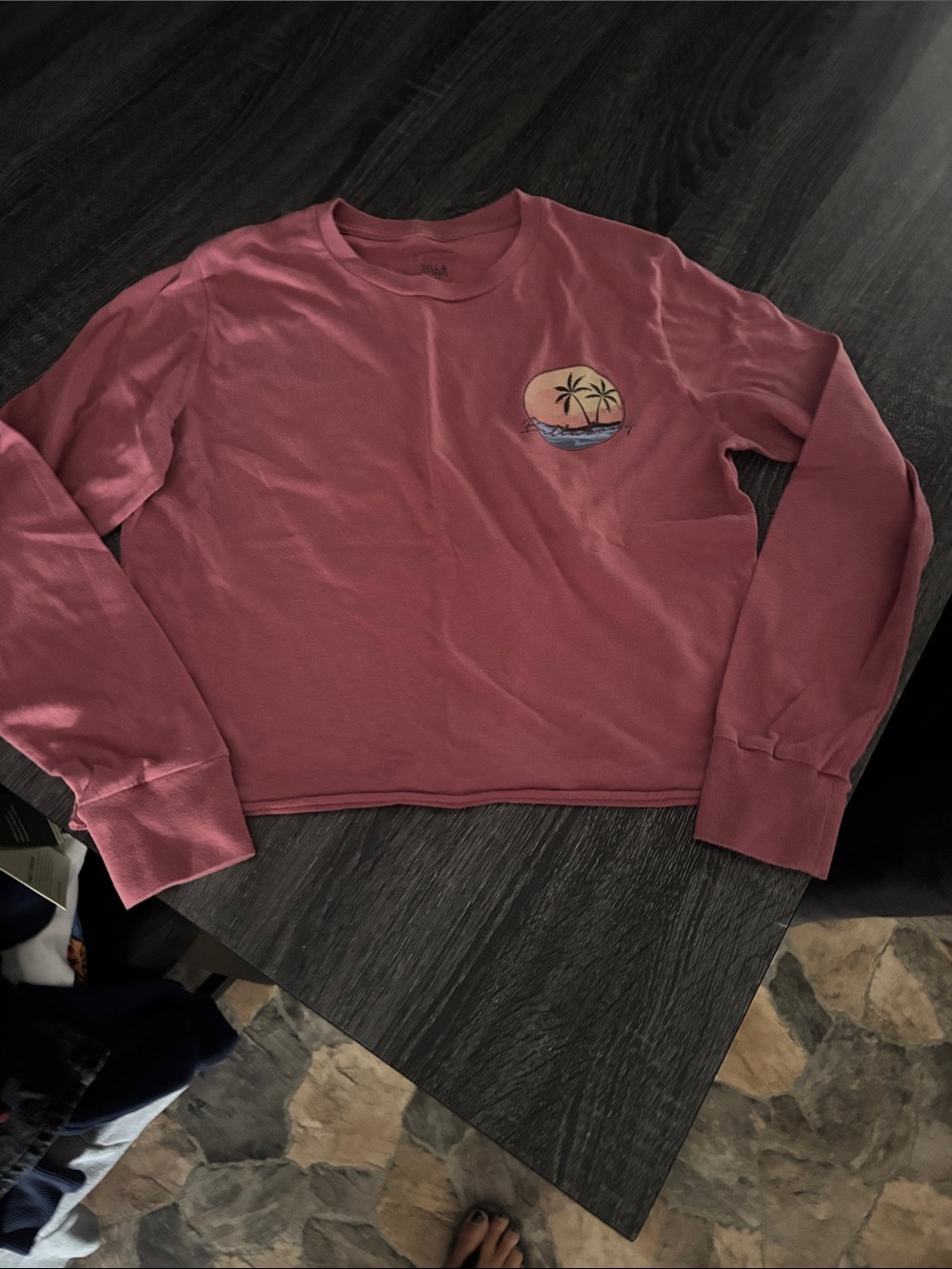 Billabong Dusty Rose Long-Sleeve Crewneck pong sleeve tee small